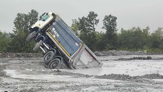 Mercedes Truck Full of Explosives Recovery Heavy Equipment Accidents Dangerous Total Idiots at Work by Heavy Mining Equipment 3,143 views 2 months ago 8 minutes, 29 seconds