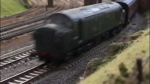 The Border Model Railway Society at Carlisle - The Class 37 BR Green No.D6707 with x3 MK1 Coaches.