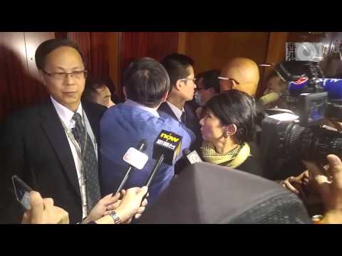 【高鐵撥款】示威者衝擊立法會