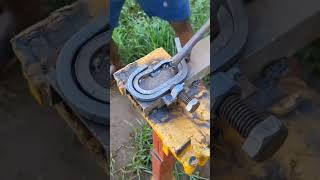 bending iron with ancient tools #shortvideo