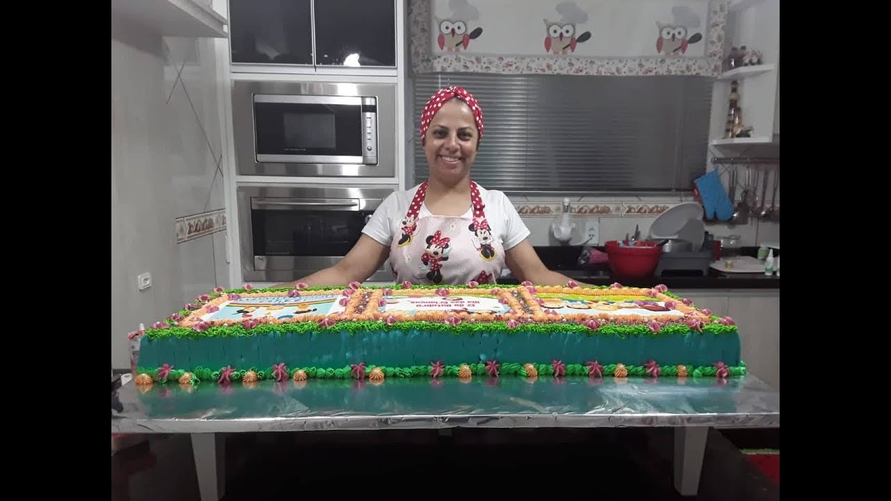 Bolo de Metro Dia das Crianças