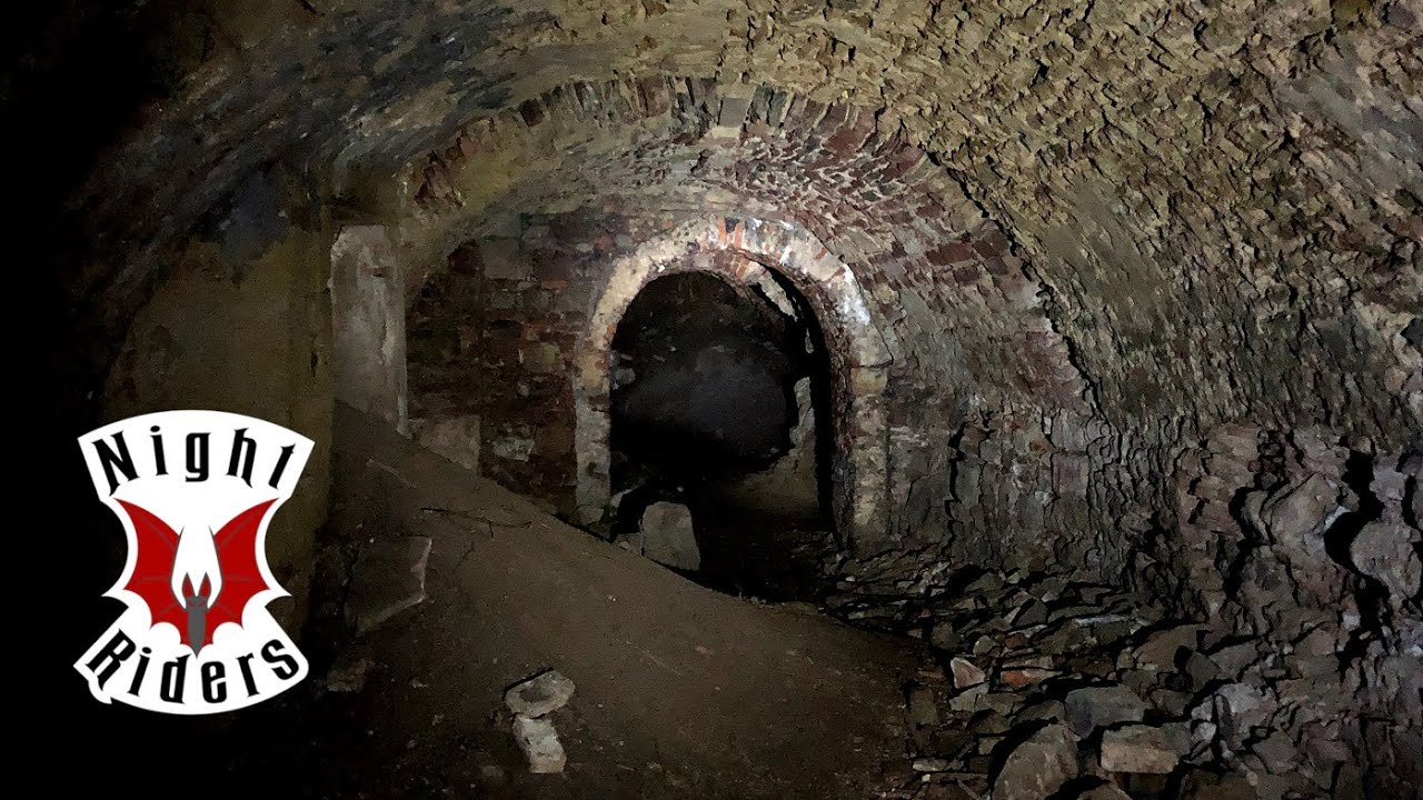 Lost Place: die Gewölbe der Burg Calenberg in Lauenstadt - Night Riders Urbex 4K