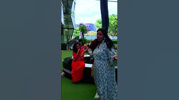 Ulagam Azhagu Kalaigalin || Ulagam Sutrum Valiban || MSV || TMS,  P.Susheela || MGR