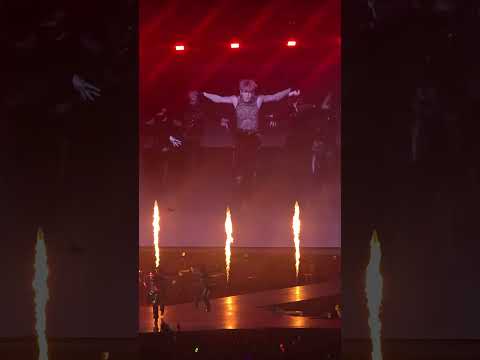 Dum Dum - BamBamat TITANS CONCERT#THETITANSCONCERT #THETITANSCONCERT_D1 #BamBam #Got7