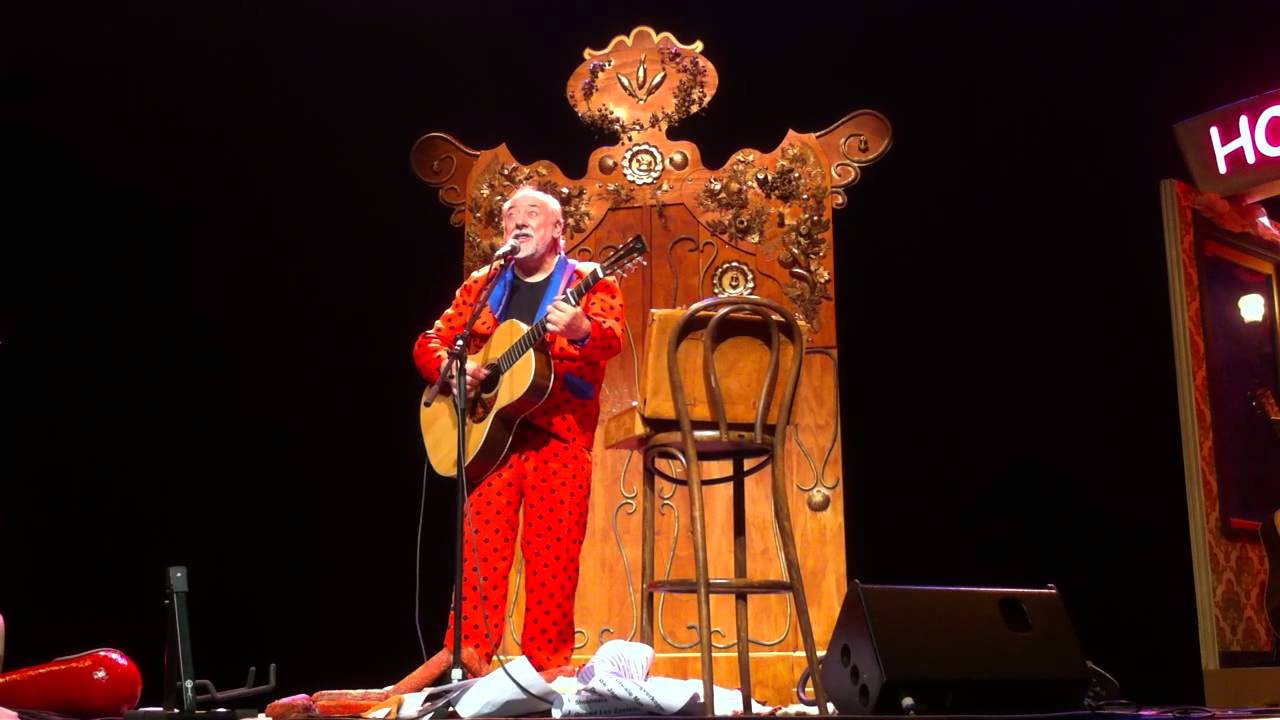 Urbanus Bakske Vol Met Stro YouTube