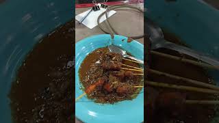 Anak muda Aceh promosi sate gurita pulau Weh Sabang dalam bahasa esperanto#shorts