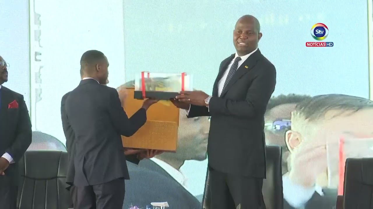 PR INAUGURA DOIS NAVIOS PARA CABOTAGEM MARÍTIMA