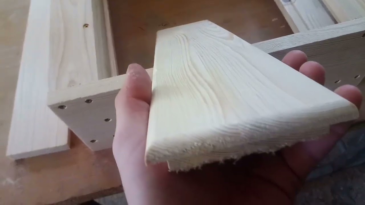 Výroba dna včelího úlu