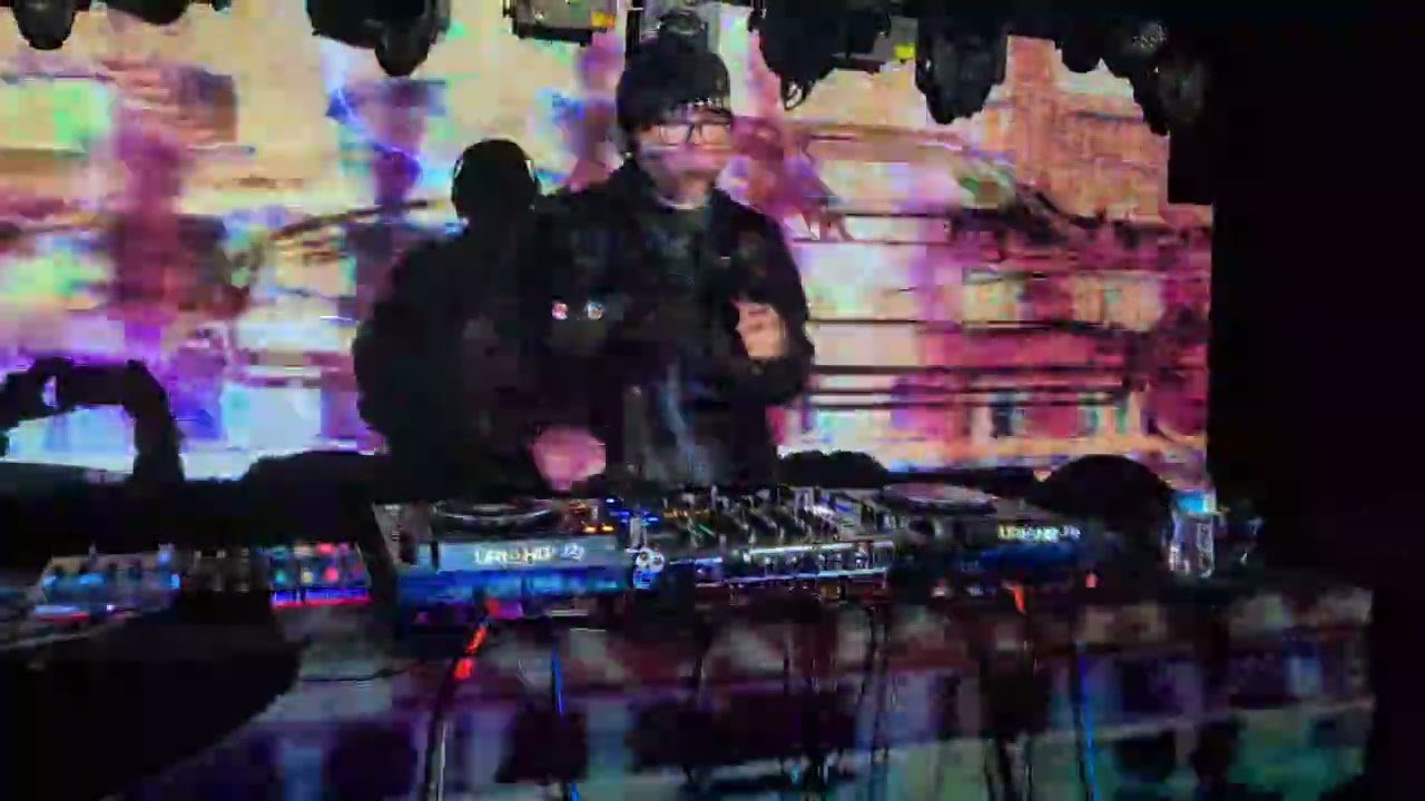 SPIKE HEART – GRAVEYARD RADIO