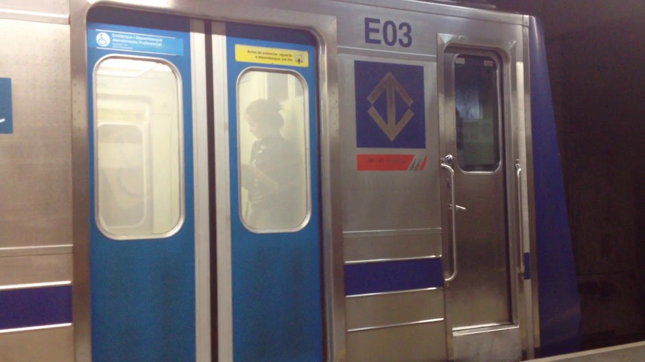 Metrô SP E03 (ALSTOM MILÊNIO) e L40 (ALSTOM IESA) na estação Saúde