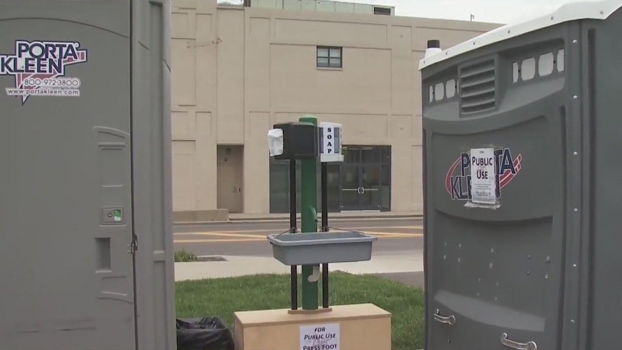 Portable wash stations, bathrooms set up for homeless around Columbus