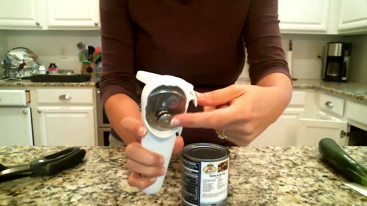 How to use the Original Pampered Chef Smooth Edge Can Opener