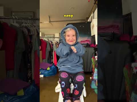 Dwarf vs Hoodie : Never a dull moment with comedian Tanyalee Davis