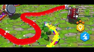 Game Name: Snake Rivals. Yall want me to upload more of it?