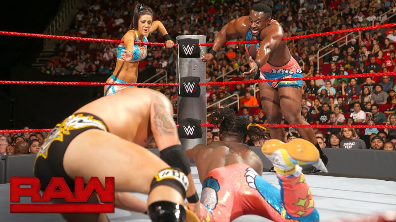 Hasil gambar untuk The New Day vs Luke Karl: Raw, Aug. 29, 2016