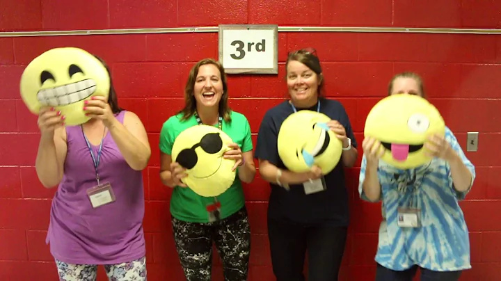 Sunderland 5th Grade 2017 Flash Mob (Can't Stop The Feeling)