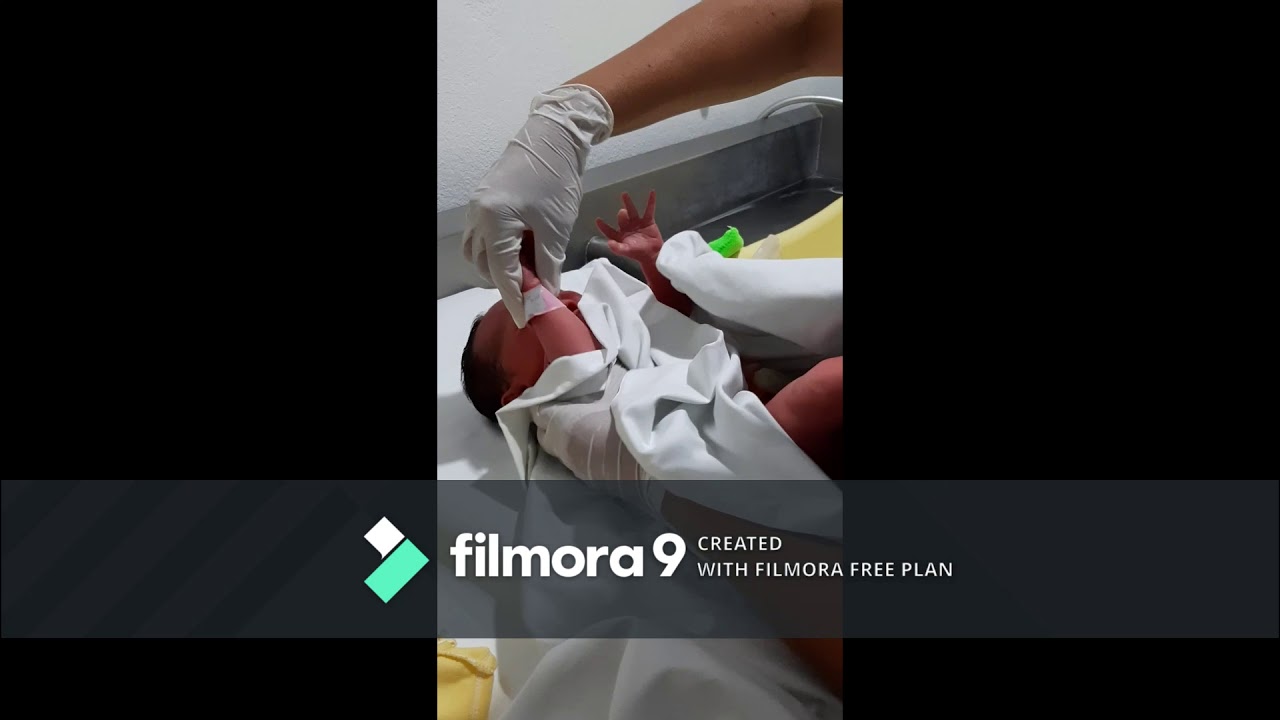 10 - Baño de inmersión del recién nacido - YouTube