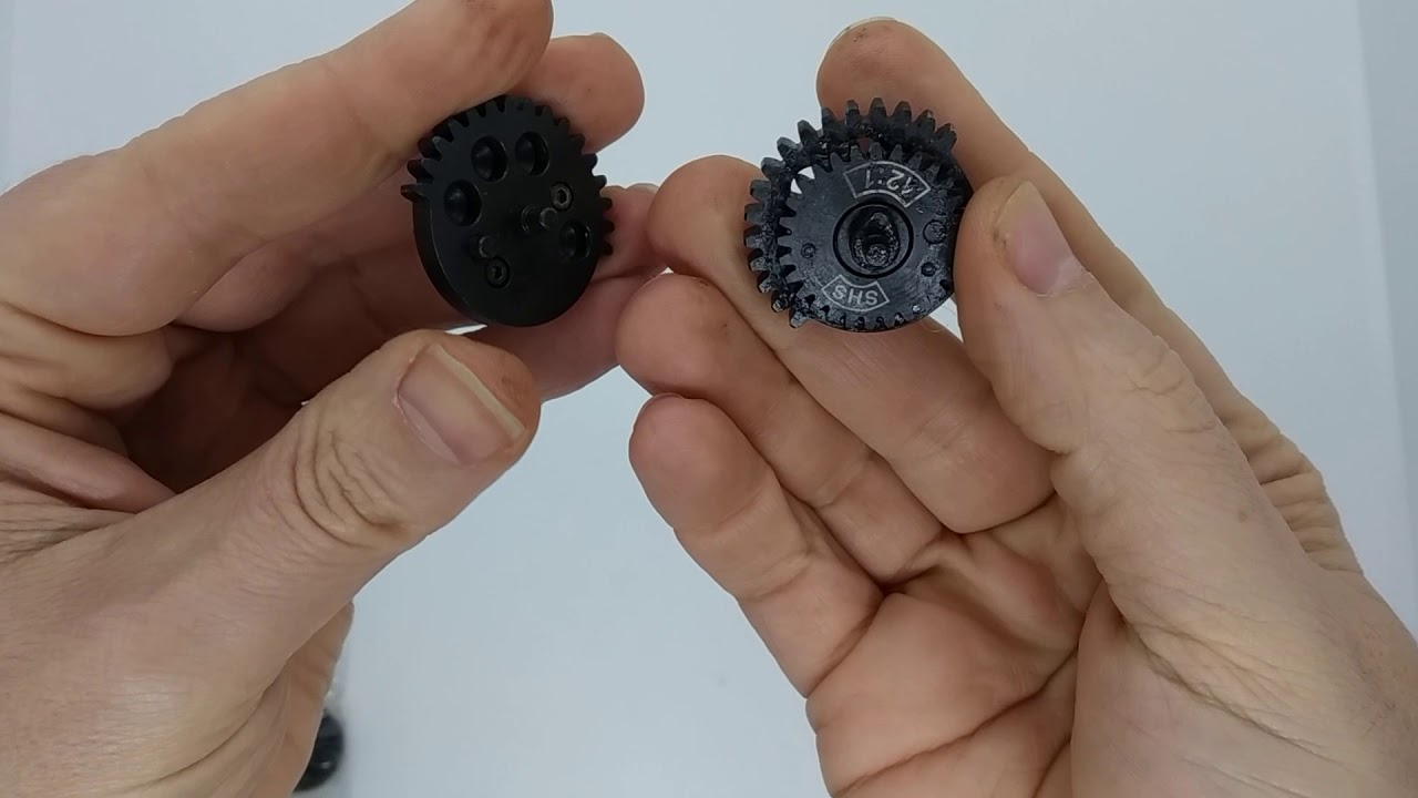 SHS Sector Gear vs Fake