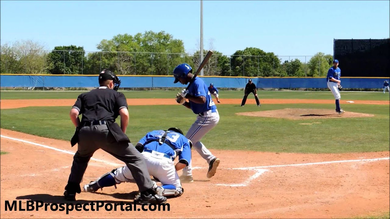 D.J. Davis, Toronto Blue Jays OF batting Minor League Spring Training