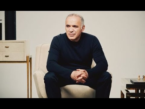 Garry Kasparov - Estratégia vs Tática & Estilo de Jogo Pessoal - Legendado   Mais um vídeo Garry Kasparov, esse é um trecho da Master Class do Kasparov,  em que ele fala