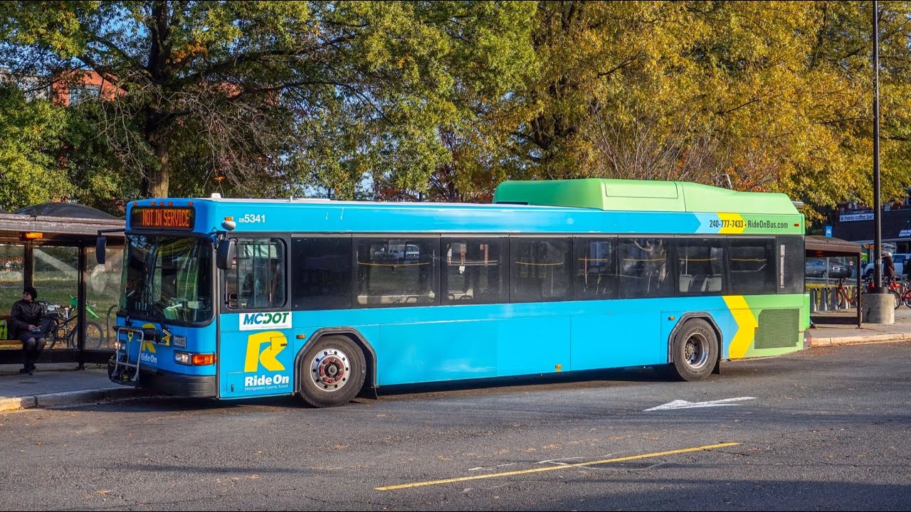 transit drive in Montgomery County Transit Ride On 2011 Gillig Low Floor Advantage Hybrid #5358