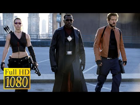 Ryan Reynolds and Jessica Biel rescue Wesley Snipes from vampires and the police / Blade: Trinity