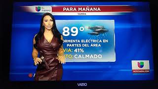 Perla Mont Sexy Legs OutFit El Tiempo