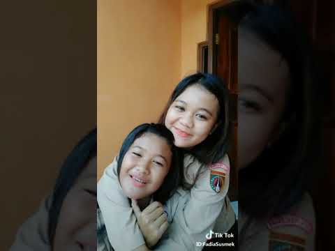 goyang cewe skolah hot#tiktok#smahits