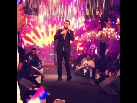عمرو دياب أيام وبنعيشها