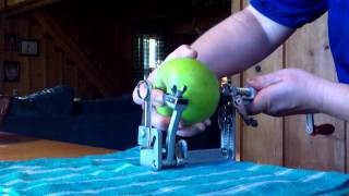 Pampered Chef Apple Peeler/ Corer /Slicer!!