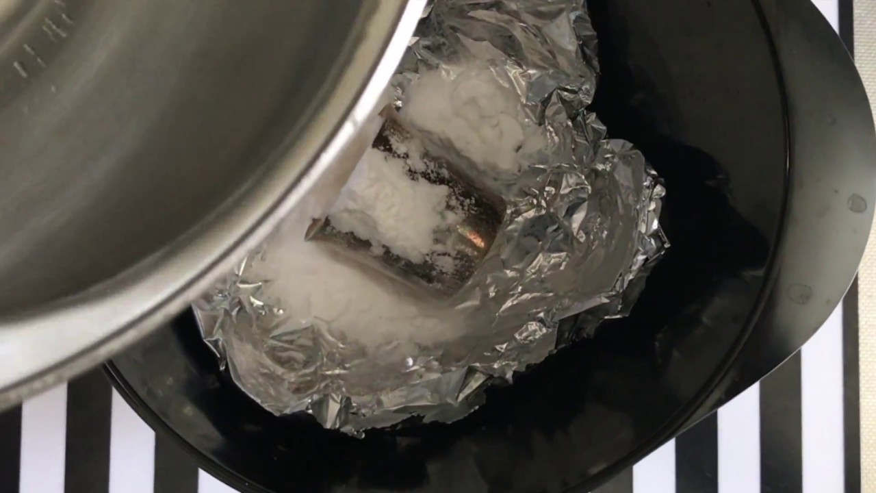 How do I clean silver? (Enable subtitles)