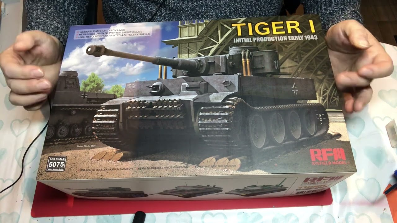 Rye Field Model 1/35 inital production Tiger Diorama. Full build