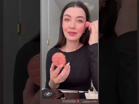 Aşka Yürek Gerekkkk Aslıhangüner Edit Keşfetbeniöneçıkar Love Makeup Keşfetküsmüyüz Fashion 