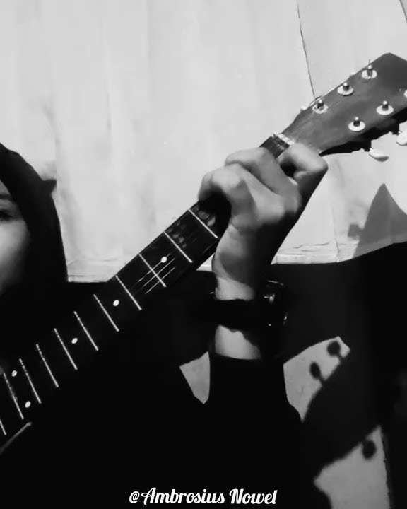 Story' Wa Anugerah Terindah Yang Pernah KuMiliki Cover By Nowel