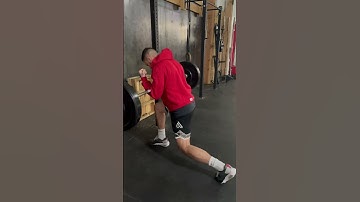 Split Squat Zercher Iso Hold