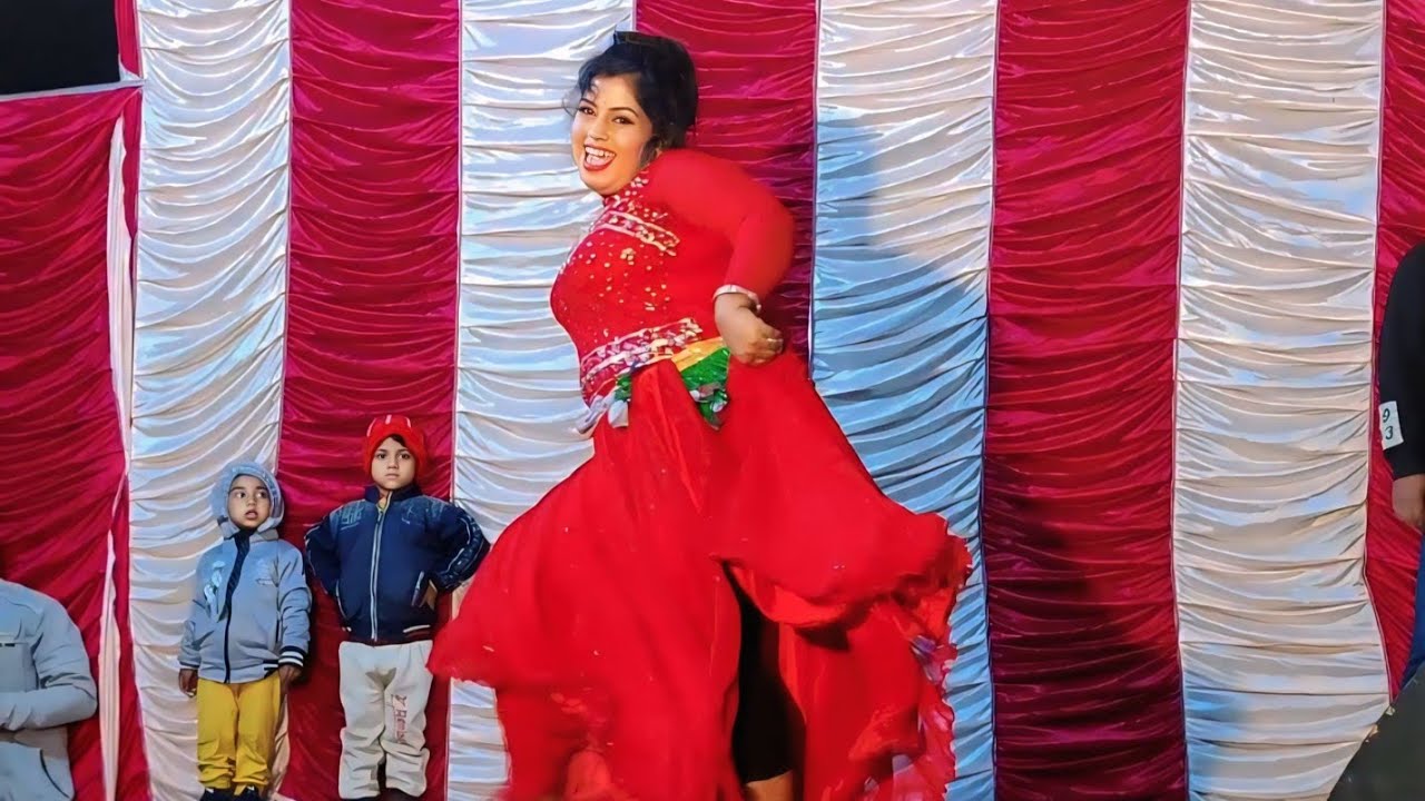 আমার মাটির গাছে লাউ ধরেছে/Amar Matir Gase Lao Dorese/Bangla Old Move Song/Subrna Dance 4k