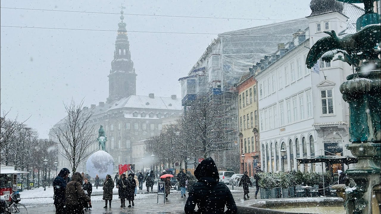 DIARIES VLOG | Moving in Copenhagen - Chuyển nhà ở Copenhagen - Tập 1