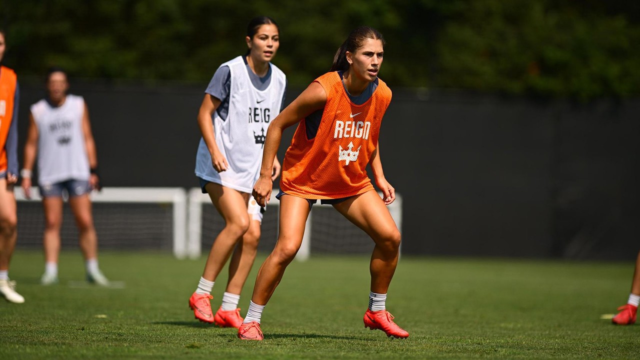 Press Conference: Holly Ward previews matchup against Chicago
