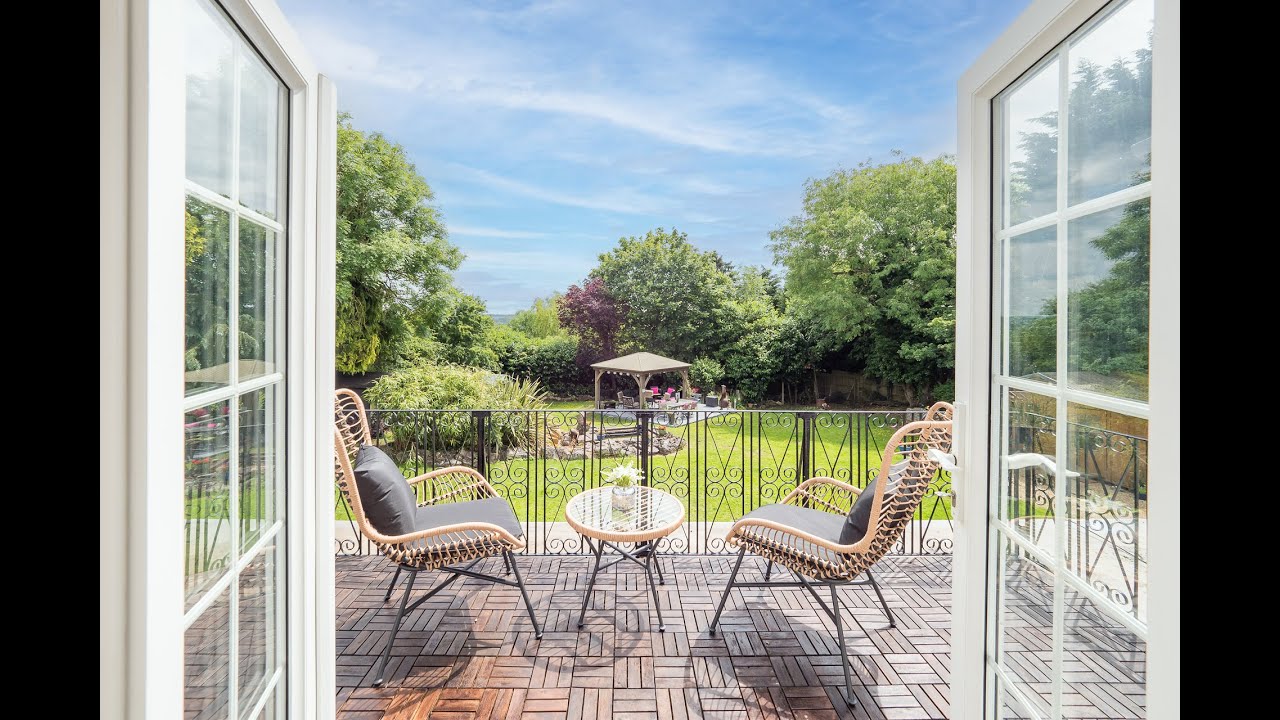 Characterful Home with Amazing Views and Great Transport Links