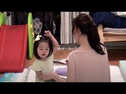Reading a Storybook - 동화책 읽어주기