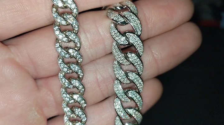 Harlembling MOISSANITE/CZ COMPARISON: Moissanite Cuban Comparison