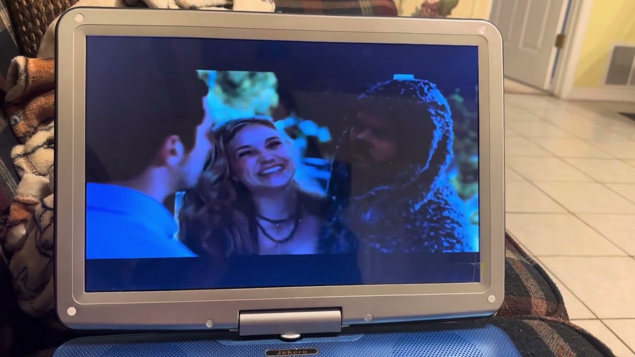 Opening to Louie the complete second season 2012 dvd (disc 1