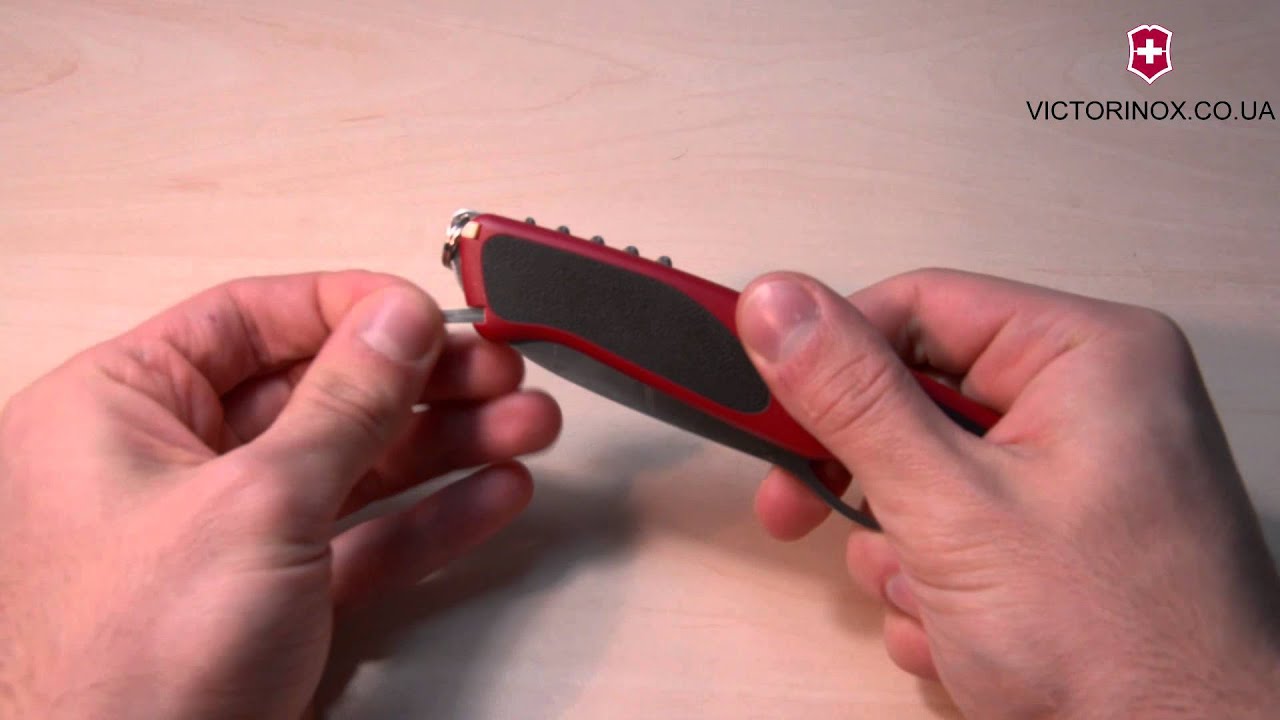 Швейцарский складной нож Victorinox RANGERGRIP 0.9523.MC - обзор ножей .