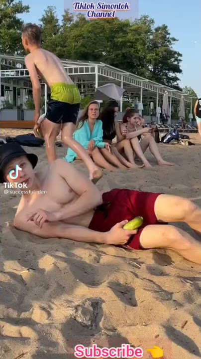 prank kontol gede besar panjang sama semua cewek di pantai auto melongo