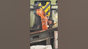 Hydraulic die forging CNC hammer workshop forging steel balls#forging #forginghammer