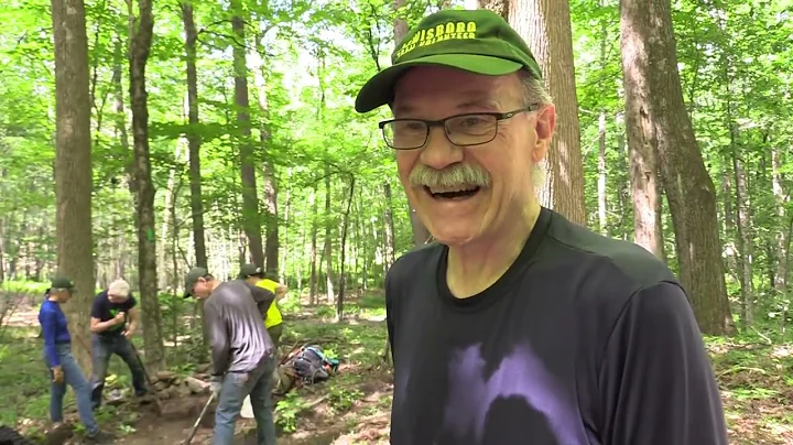 Leon Levy Trail Volunteers