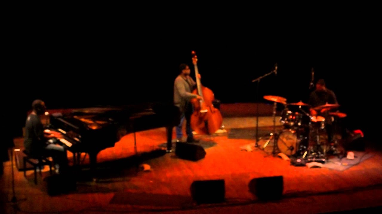 robert-glasper-trio-ystad-jazz-festival-2015-youtube