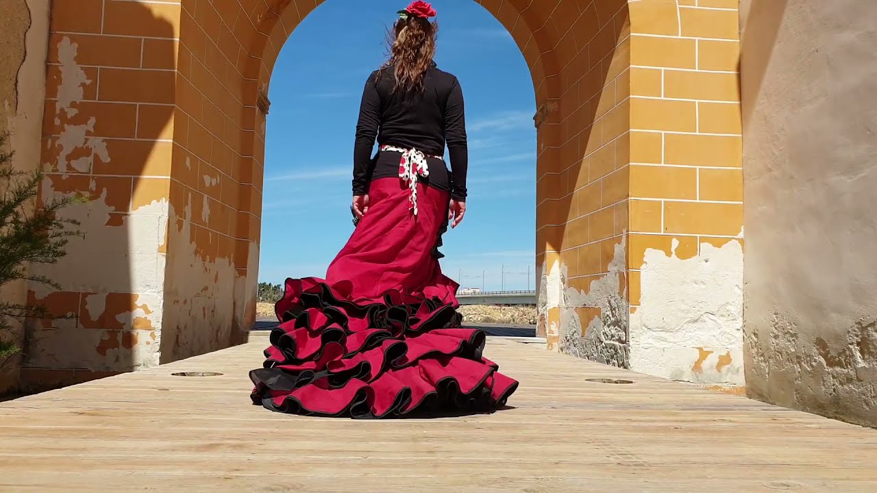 EMOCIONES Y ZAMBRA               Coreo de Fondo Flamenco "Ojalá pudiera ir" (Kike & Manu Cover)