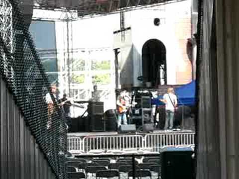 Drake Bell - Six Flags America - Soundcheck