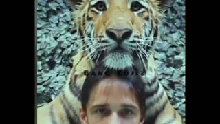 Inilah Persahabatan ..Mia Dengan Binatang..